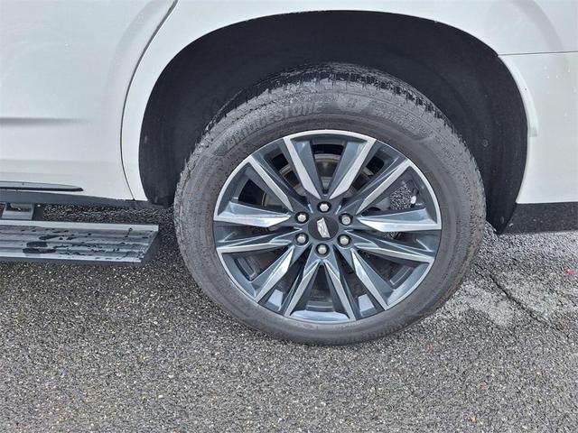 Photo of 2021 Crystal White Tri-Coat Cadillac Escalade