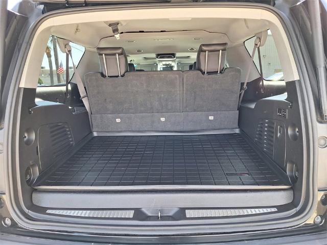 Photo of 2016 Onyx Black GMC Yukon XL