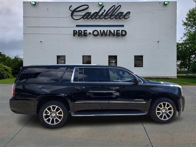 Photo of 2016 Onyx Black GMC Yukon XL