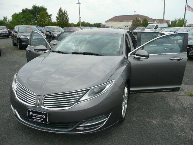 2014 Lincoln MKZ