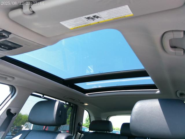 Photo of 2011 GRAY BMW X5