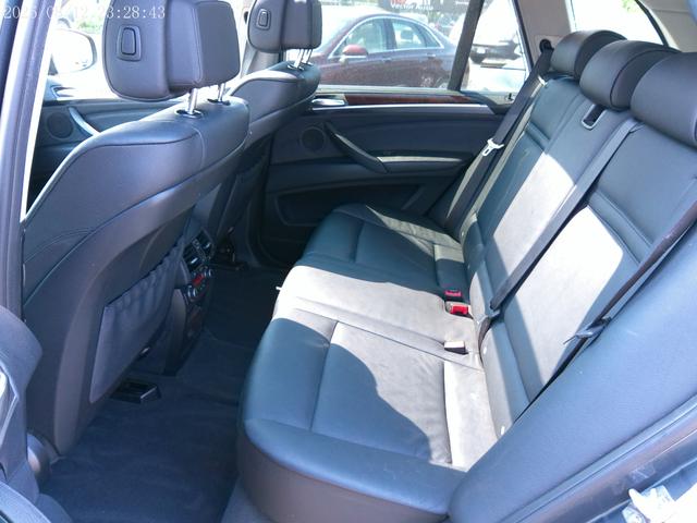 Photo of 2011 GRAY BMW X5