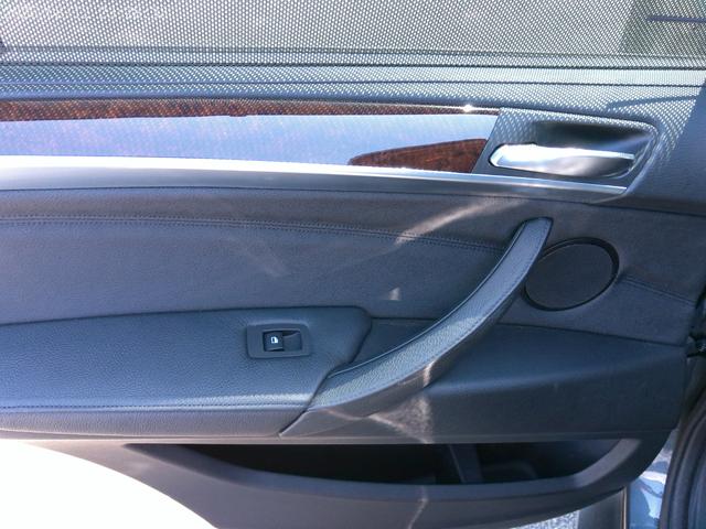 Photo of 2011 GRAY BMW X5
