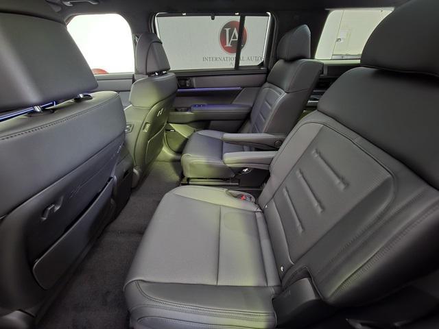 Photo of 2025 Phantom Black Hyundai SANTA FE HEV