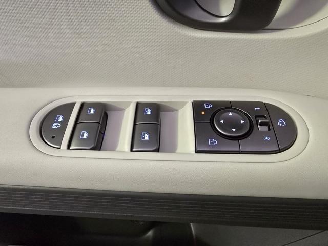 Photo of 2025 Cyber Gray Hyundai IONIQ 5
