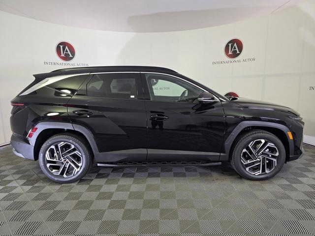 Photo of 2025 Phantom Black Hyundai TUCSON