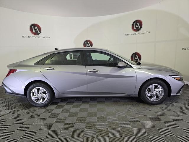 Photo of 2025 Fluid Metal Hyundai ELANTRA