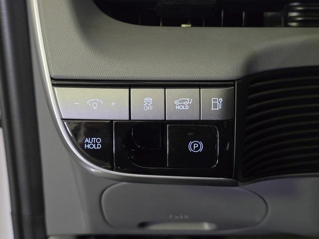 Photo of 2025 Atlas White Hyundai IONIQ 5