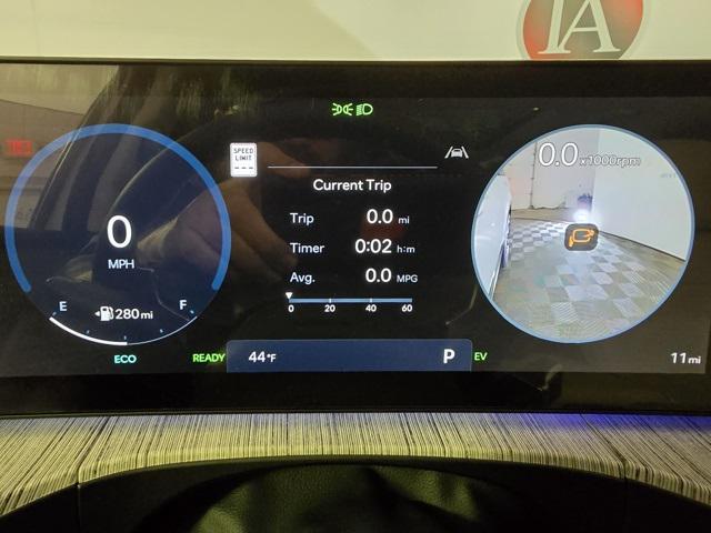 Photo of 2025 Serenity White Hyundai SANTA FE HEV