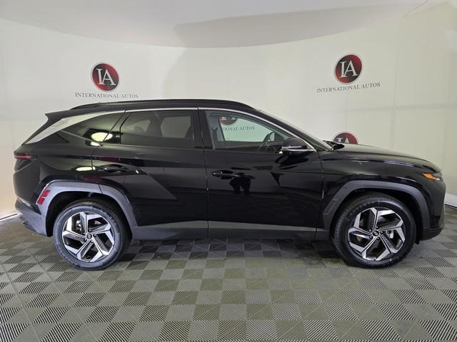 Photo of 2023 Phantom Black Hyundai TUCSON