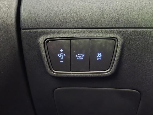 Photo of 2023 Phantom Black Hyundai TUCSON