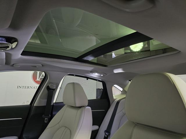 Photo of 2024 Onyx Black Hyundai SONATA Hybrid