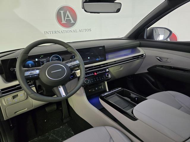 Photo of 2025 Phantom Black Hyundai TUCSON