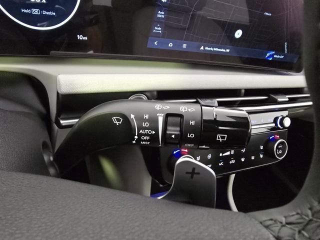 Photo of 2025 Phantom Black Hyundai TUCSON