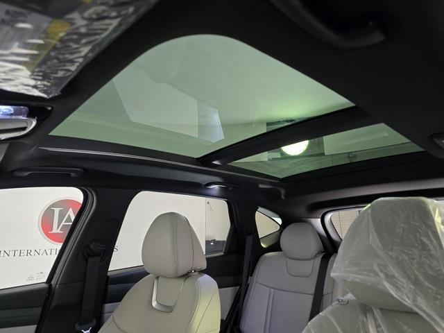 Photo of 2025 Phantom Black Hyundai TUCSON