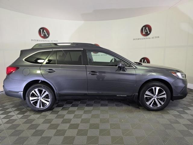 Photo of 2018 Magnetite Gray Metallic Subaru Outback