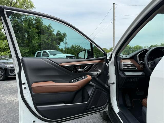 Photo of 2024 Crystal White Pearl Subaru Outback