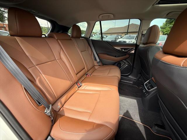 Photo of 2024 Crystal White Pearl Subaru Outback