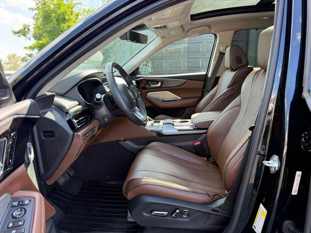 Photo of 2024 Majestic Black Pearl Acura MDX