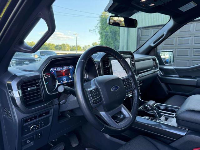 Photo of 2022 Agate Black Metallic Ford F-150