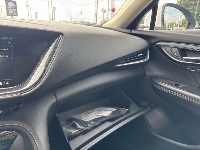 Photo of 2023 Summit White Buick Envision