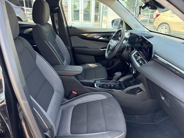 Photo of 2024 Mosaic Black Metallic Chevrolet Trailblazer