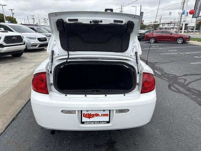 Photo of 2008 Summit White Pontiac G5