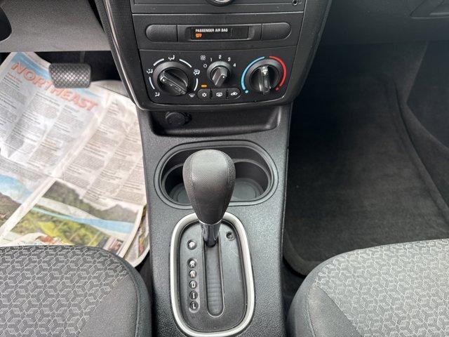 Photo of 2008 Summit White Pontiac G5