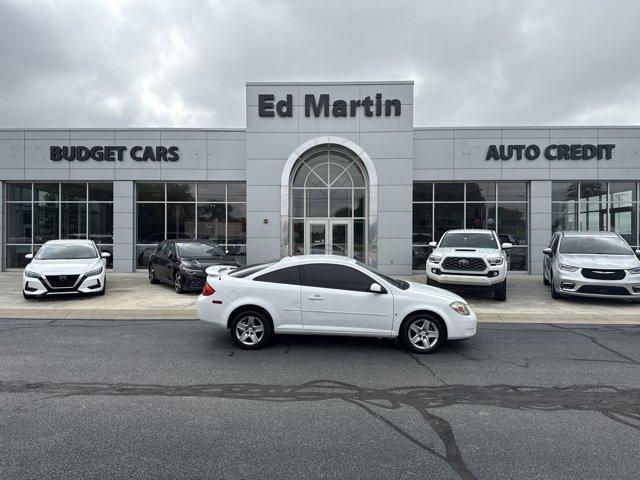 Photo of 2008 Summit White Pontiac G5