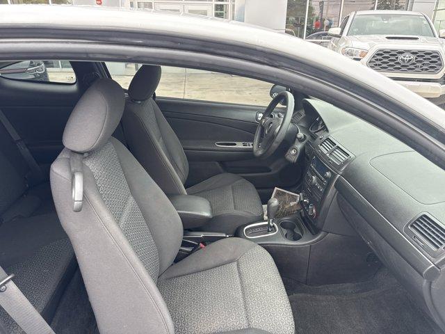 Photo of 2008 Summit White Pontiac G5