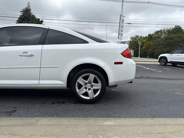 Photo of 2008 Summit White Pontiac G5