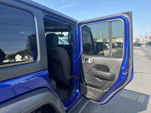 Photo of 2018 Ocean Blue Metallic Jeep Wrangler Unlimited