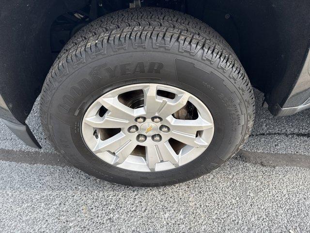 Photo of 2015 Cyber Gray Metallic Chevrolet Colorado