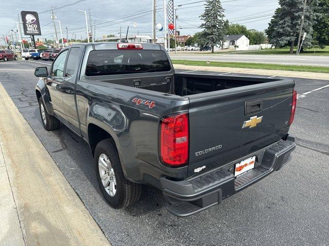 Photo of 2015 Cyber Gray Metallic Chevrolet Colorado