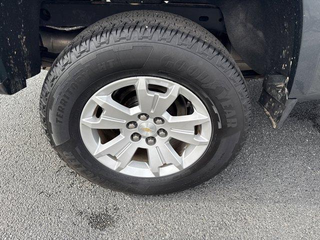 Photo of 2015 Cyber Gray Metallic Chevrolet Colorado