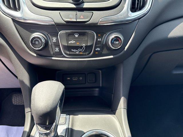 Photo of 2023 Blue Glow Metallic Chevrolet Equinox