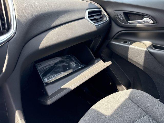 Photo of 2023 Blue Glow Metallic Chevrolet Equinox
