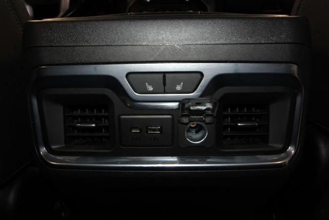 Photo of 2021 Onyx Black GMC Sierra 1500