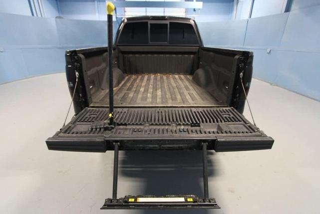 Photo of 2013 Tuxedo Black Metallic Ford F-150