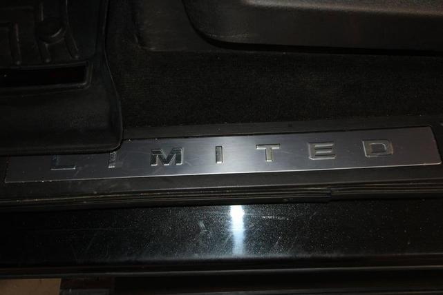 Photo of 2013 Tuxedo Black Metallic Ford F-150