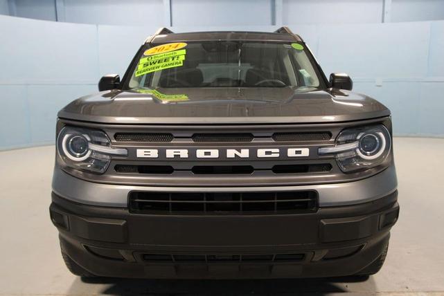Photo of 2024 Gray Metallic Ford Bronco Sport