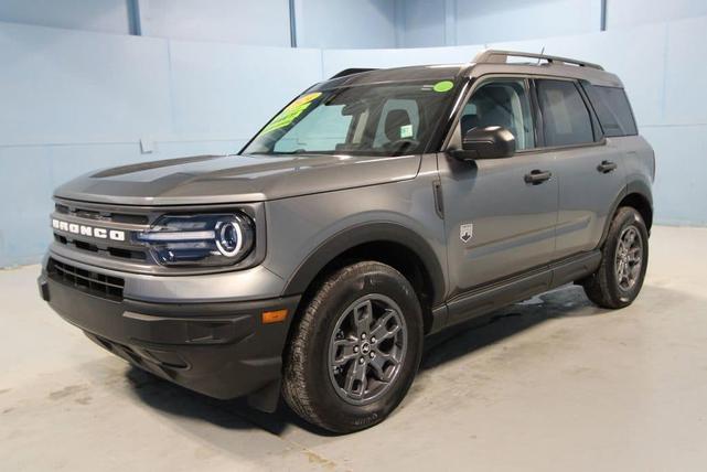 Photo of 2024 Gray Metallic Ford Bronco Sport
