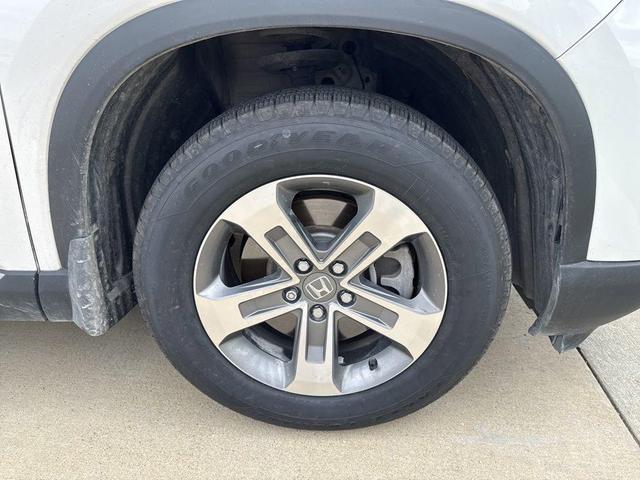 Photo of 2023 Platinum White Pearl Honda Pilot