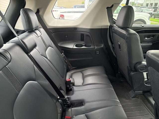 Photo of 2023 Platinum White Pearl Honda Pilot