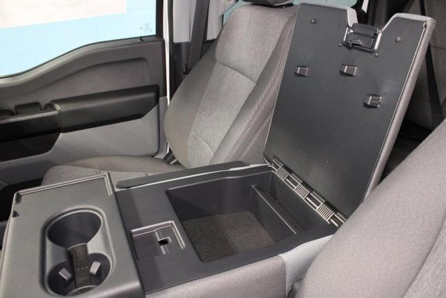 Photo of 2025 Oxford White Ford F-250