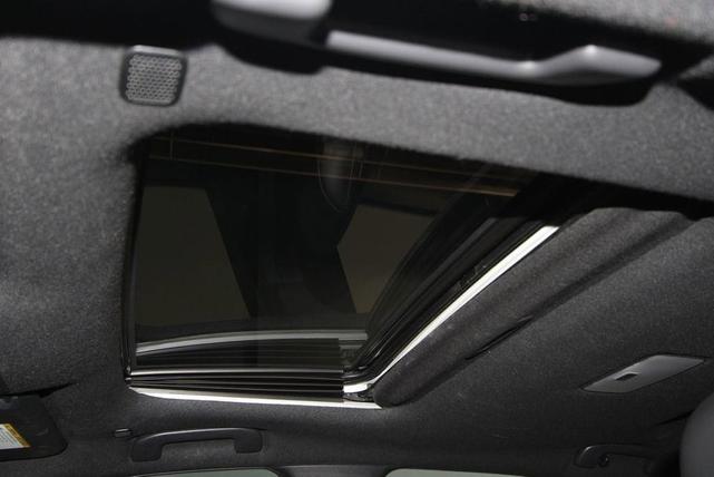 Photo of 2023 White Toyota Corolla