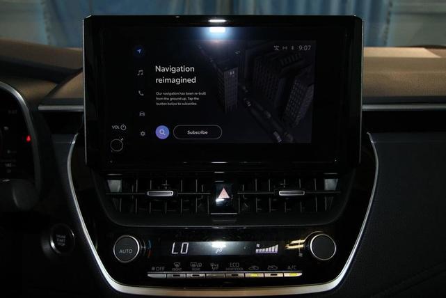 Photo of 2023 White Toyota Corolla
