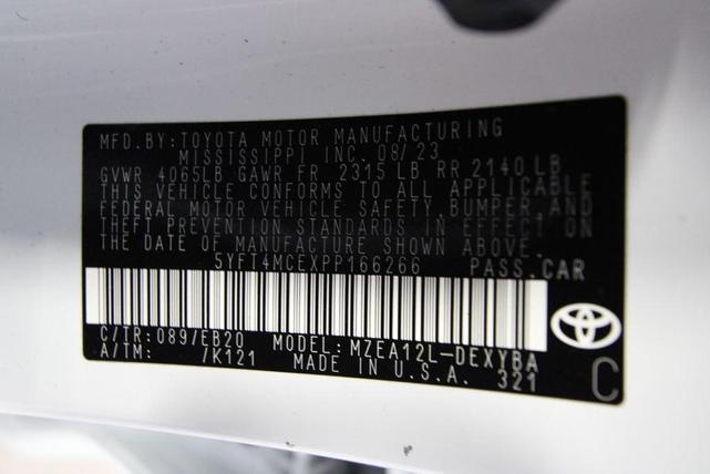 Photo of 2023 White Toyota Corolla