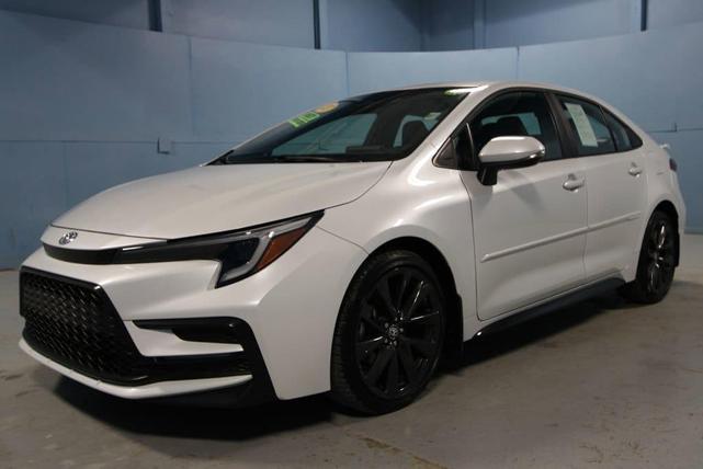 Photo of 2023 White Toyota Corolla