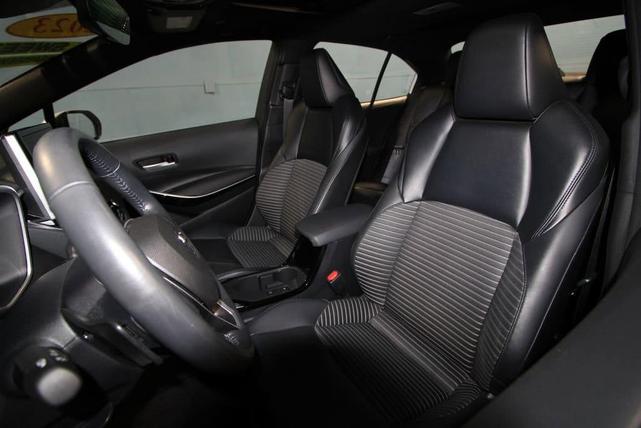 Photo of 2023 White Toyota Corolla